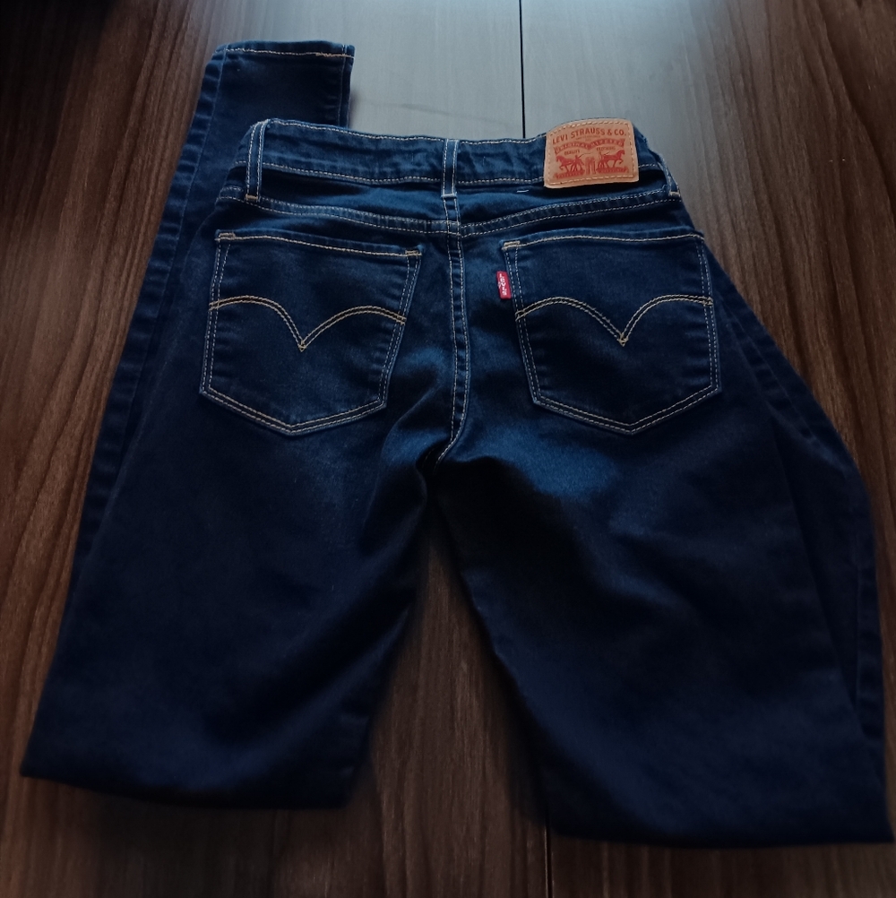 Levi's Dark Blue Jeans